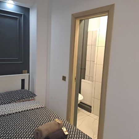 Apartament Deluxe Studio Oldtown Bukareszt Zewnętrze zdjęcie