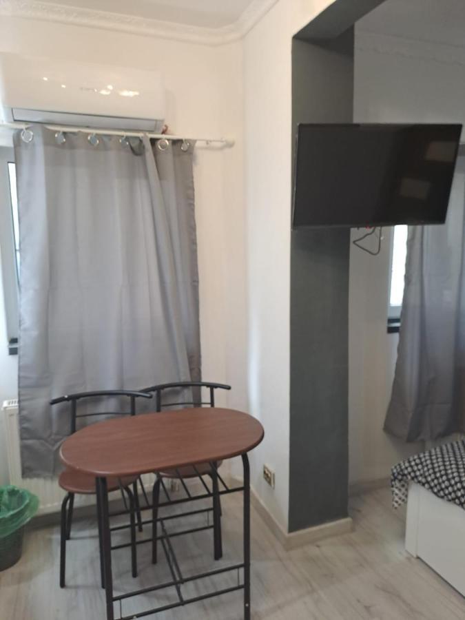 Apartament Deluxe Studio Oldtown Bukareszt Zewnętrze zdjęcie